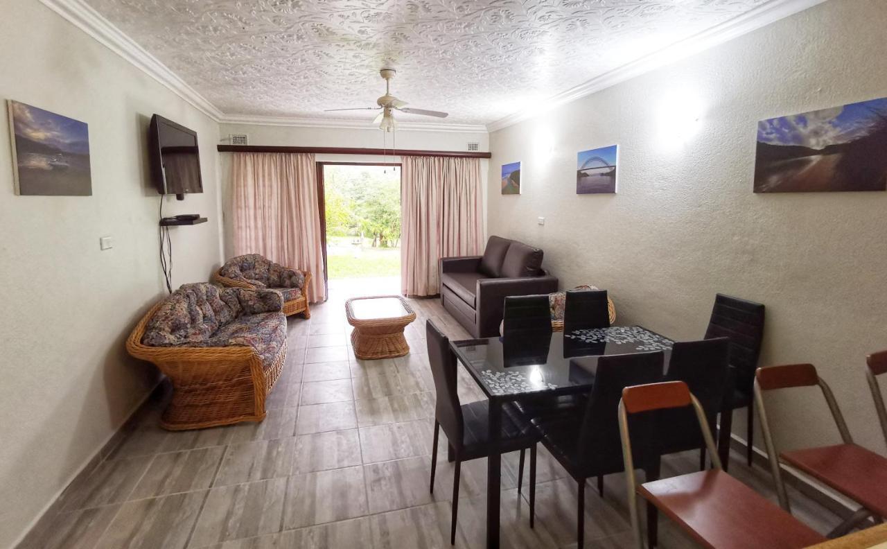 Eden Wilds Unit 48 & 47 & 31 Apartamento Port Edward Exterior foto